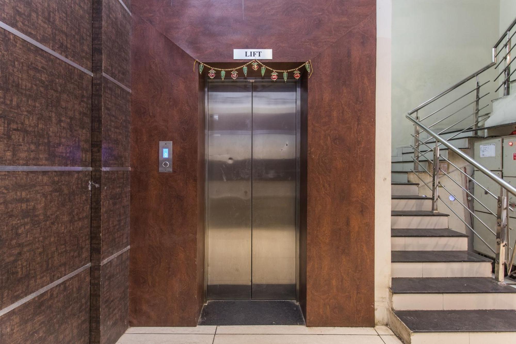 Hotel Mehar Residency Indore Extérieur photo